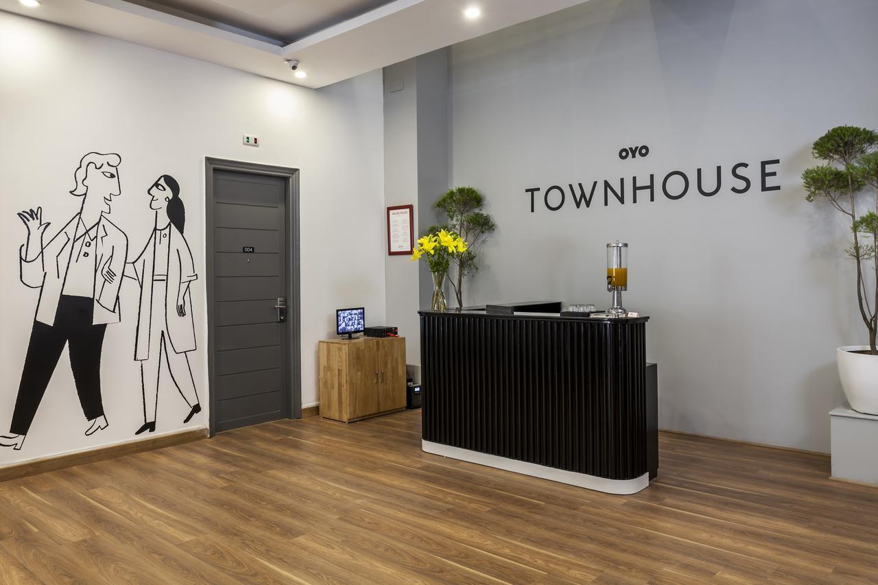Oyo Townhouse 010 La Paradise New Delhi Exterior photo